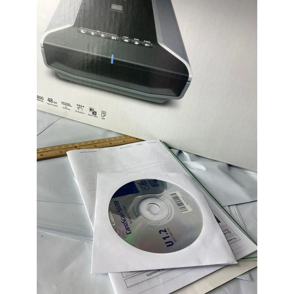 Canon CanoScan 5600F Flatbed Color Image Scanner 4800 DPI Film Scan USB‎